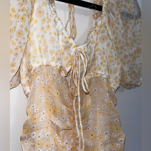 Free People floral mini dress in yellow with cream - Picture 3 of 4